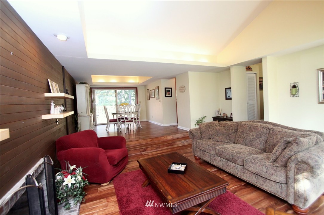 9005 Ridgeview Circle West University Place, WA 98466 - Photo 10 of 25 Gallery Image 10