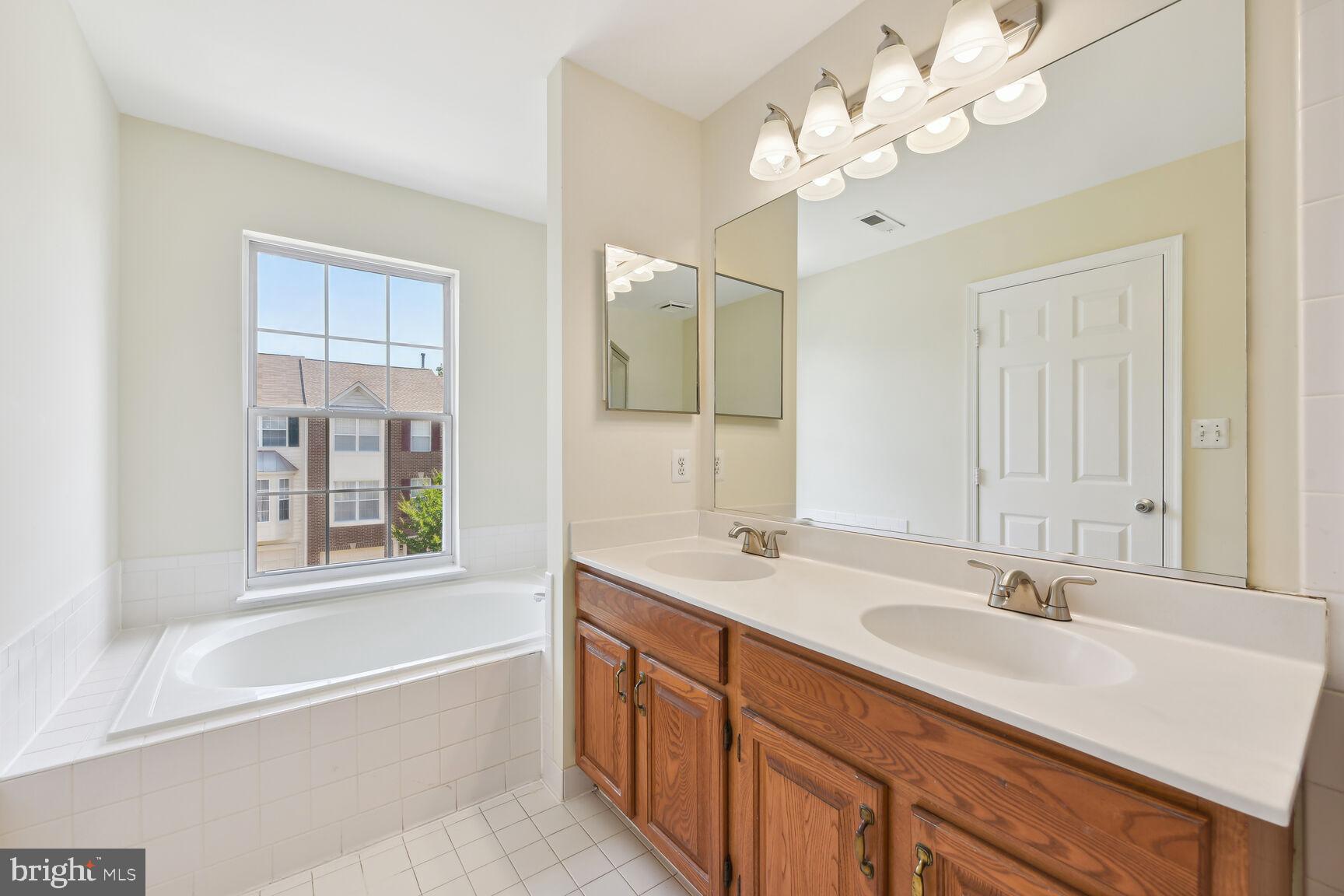 2516 James Maury Drive Herndon, VA 20171 - Photo 17 of 25