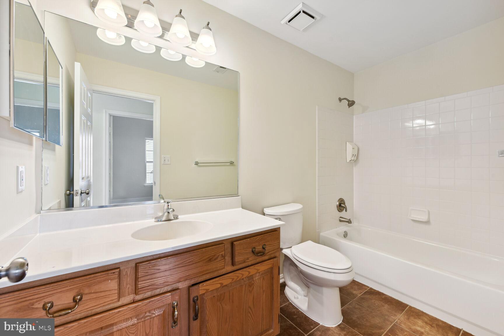 2516 James Maury Drive Herndon, VA 20171 - Photo 20 of 25