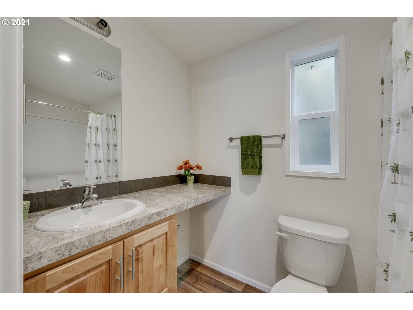 18780 South Central Point Road, Unit 8C Oregon City, OR 97045 - Photo 12 of 25 Gallery Image 12