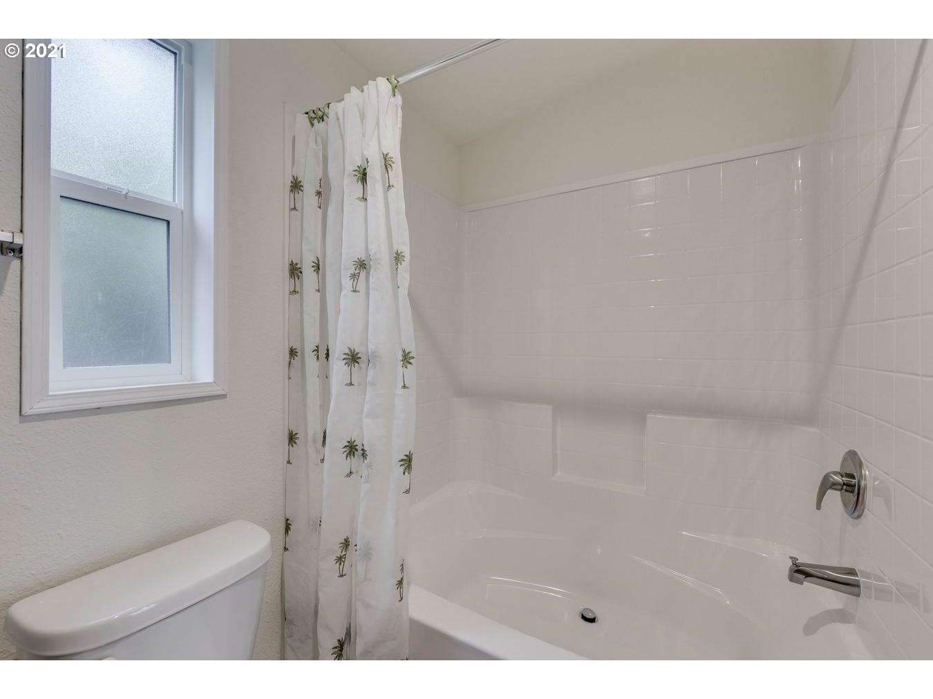 18780 South Central Point Road, Unit 8C Oregon City, OR 97045 - Photo 13 of 25 Gallery Image 13