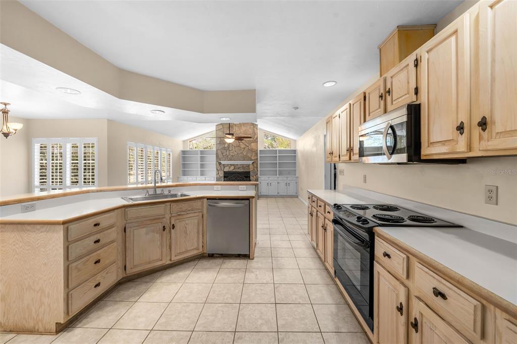 3208 Southwest 62nd Lane Gainesville, FL 32608 - Photo 11 of 48