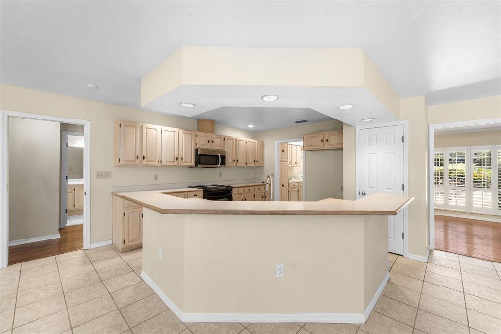 3208 Southwest 62nd Lane Gainesville, FL 32608 - Photo 9 of 48