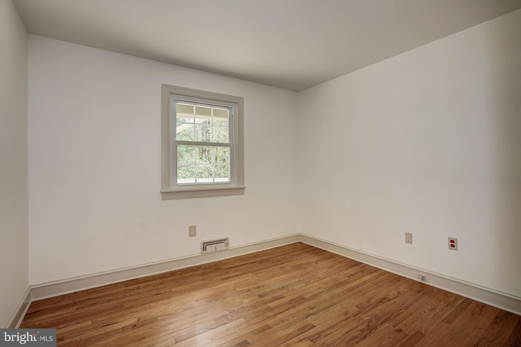 6201 Tyner Street Springfield, VA 22152 - Photo 22 of 30 Bedroom #3, Main Level