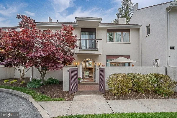 $728,000 | 7 Brettagne, Unit 7, Devon, PA 19333