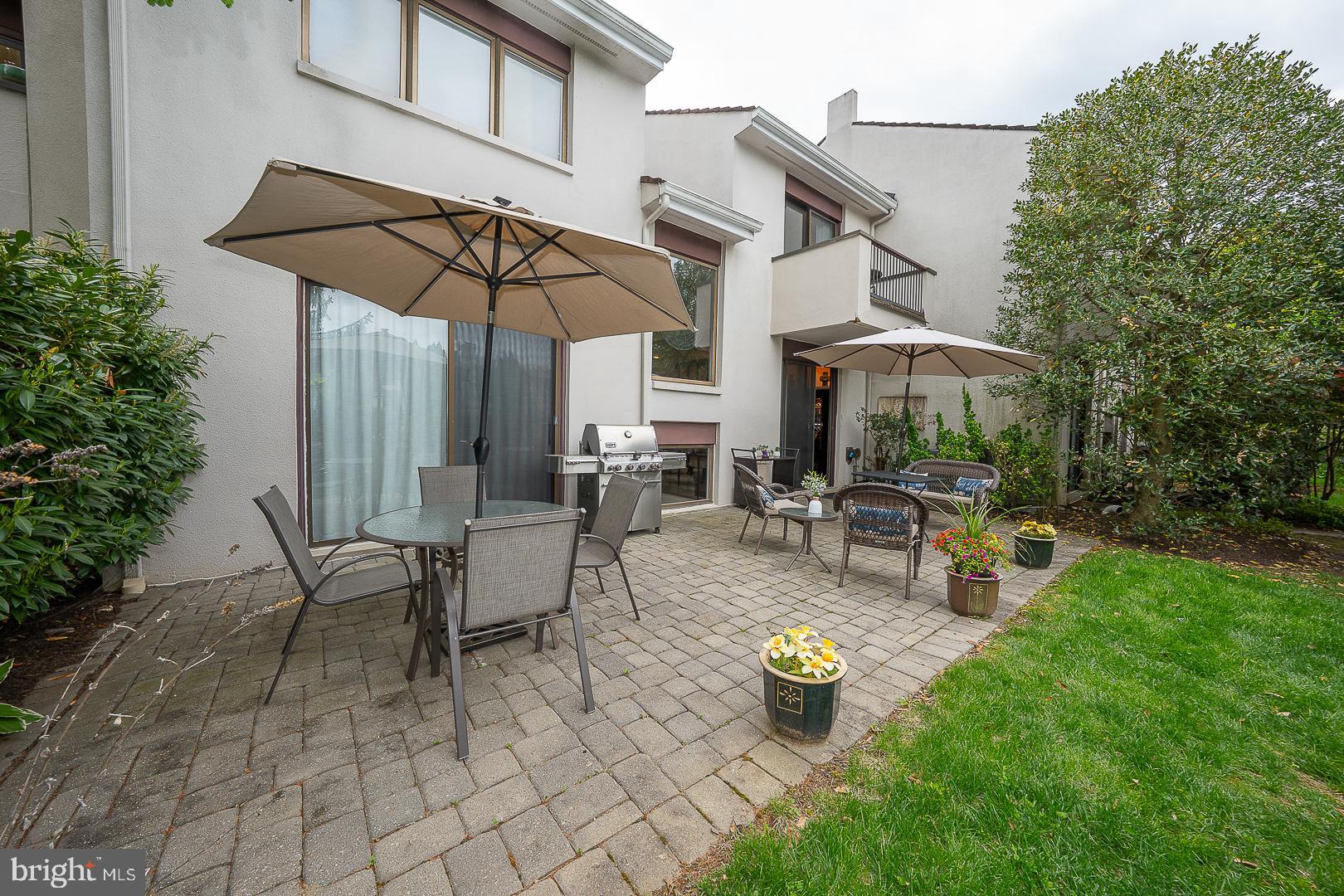 7 Brettagne, Unit 7 Devon, PA 19333 - Photo 18 of 48 Evenings or days on this spacious patio
