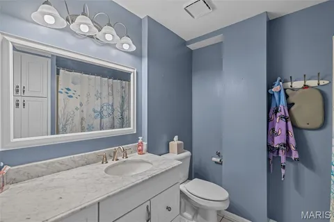 $495,000 | 996 San Sebastian Drive, Fenton, MO 63026