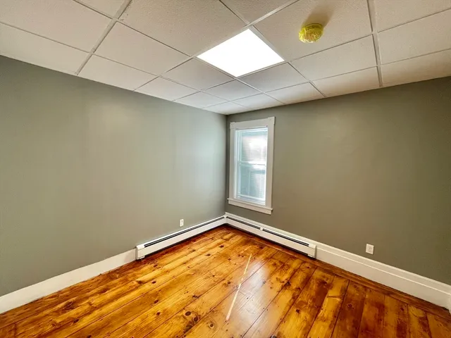 a view of empty room with window