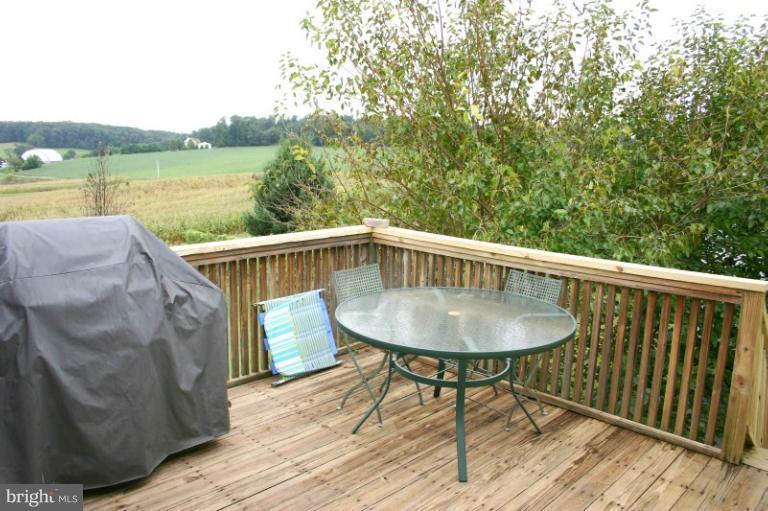 4203 Maple Grove Road Hampstead, MD 21074 - Photo 4 of 22 Deck