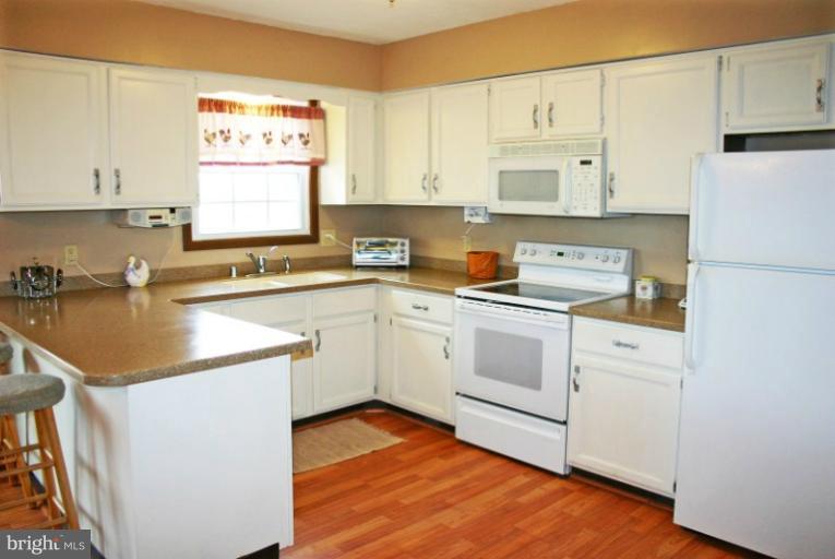 4203 Maple Grove Road Hampstead, MD 21074 - Photo 5 of 22 Kitchen