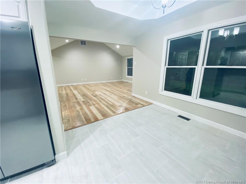 450 R C Court Madison, IN 47250 - Photo 11 of 28 Gallery Image 11