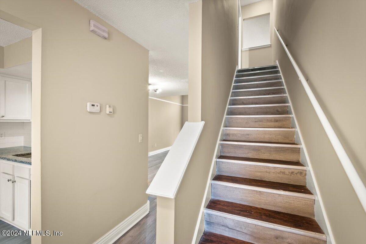 2432 Wattle Tree Road East Jacksonville, FL 32246 - Photo 18 of 25 a view of entryway