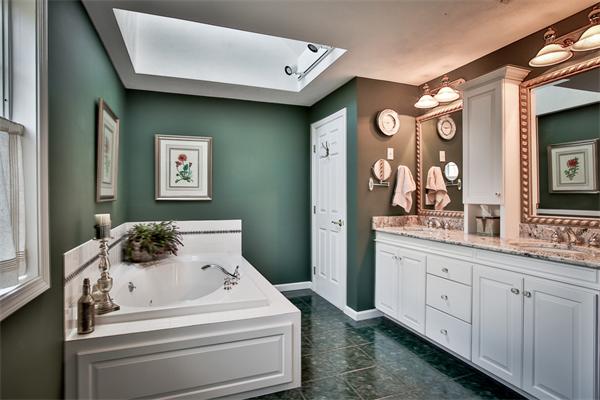 15 Stonegate Road Hopkinton, MA 01748 - Photo 21 of 30 Gallery Image 21