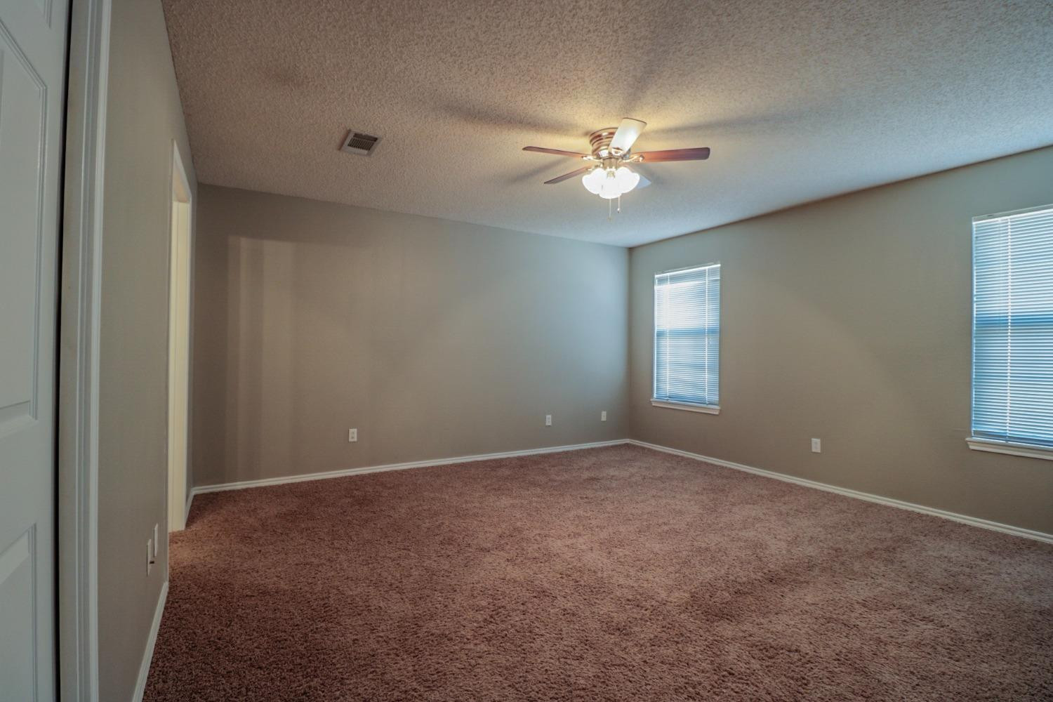 6716 4th Street, Unit A Lubbock, TX 79416 - Photo 4 of 10 Photo 4