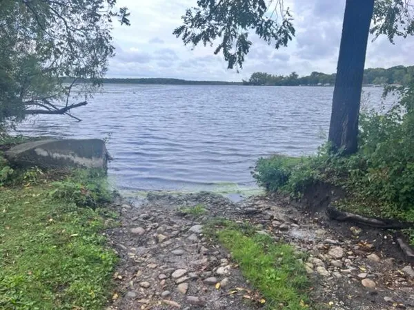 $1,820 | 6545 Forest Lane, Waterford, WI 53185