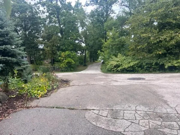 $1,820 | 6545 Forest Lane, Waterford, WI 53185