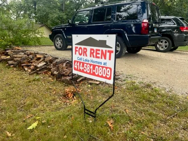 $1,820 | 6545 Forest Lane, Waterford, WI 53185