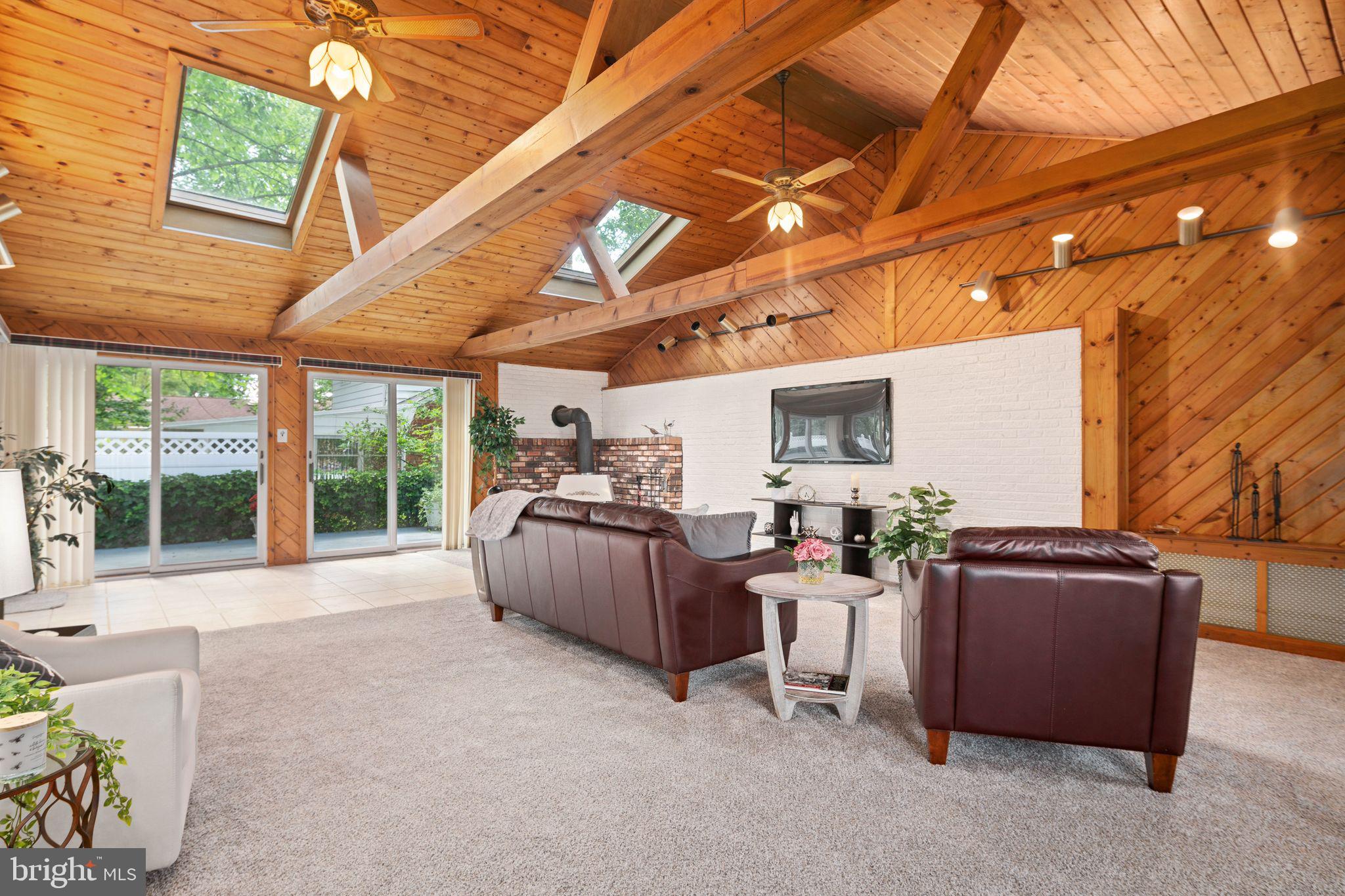 1236 Wayne Road Haddonfield, NJ 08033 - Photo 27 of 46 Family room w/cathedral celings
