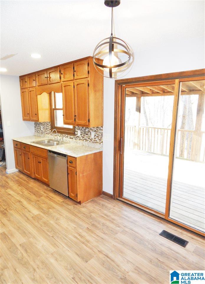 7450 Weems Road Trussville, AL 35173 - Photo 8 of 29