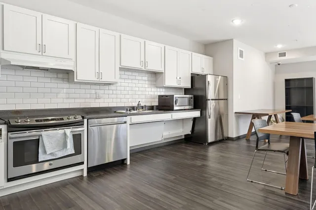 $1,458 | 2318 Jefferson Street Northeast, Unit 265, Minneapolis, MN 55418