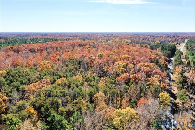 a picture of a bathroom