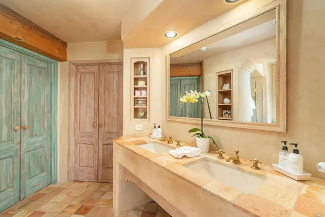 $6,750 | 245 Water Street, Richmond, CA 94801