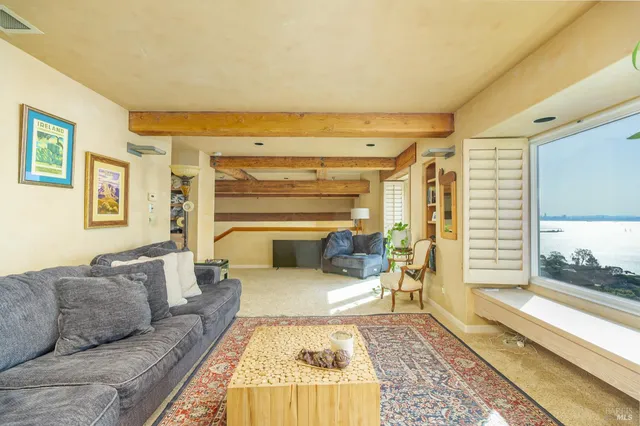 $6,250 | 245 Water Street, Richmond, CA 94801