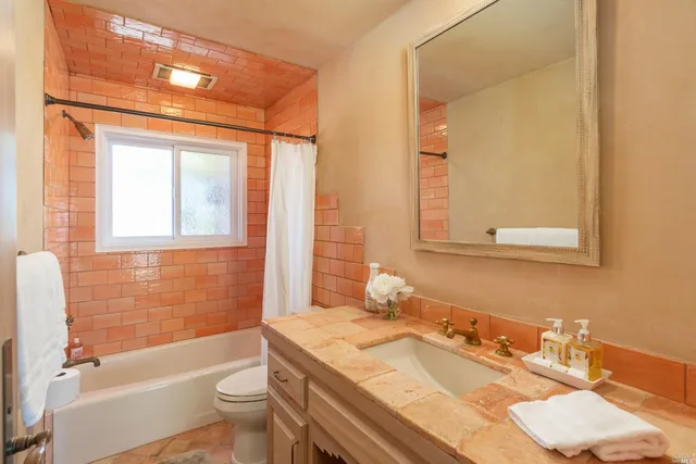 $6,250 | 245 Water Street, Richmond, CA 94801