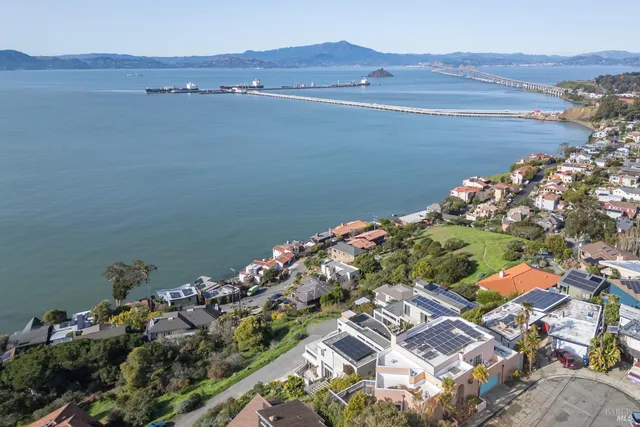 $6,250 | 245 Water Street, Richmond, CA 94801