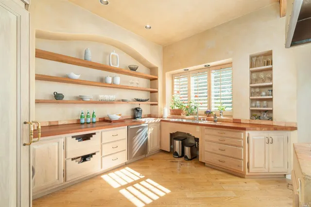 $6,750 | 245 Water Street, Richmond, CA 94801