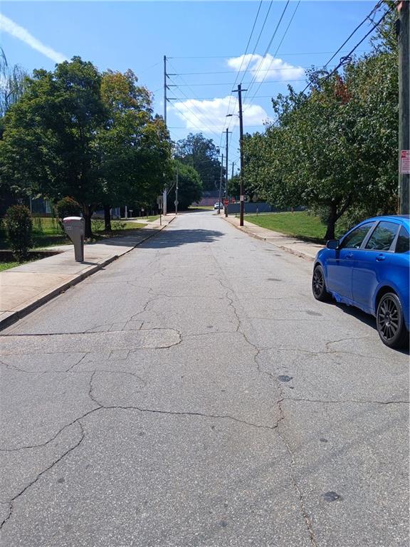 664 Magnolia Street Northwest Atlanta, GA 30314 - Photo 3 of 5