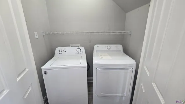 $210,000 | 4000 Lake Beau Pre Boulevard, Unit 163, Baton Rouge, LA 70820