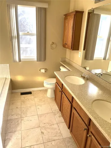 $2,795 | 19050 East Crestridge Circle, Aurora, CO 80015