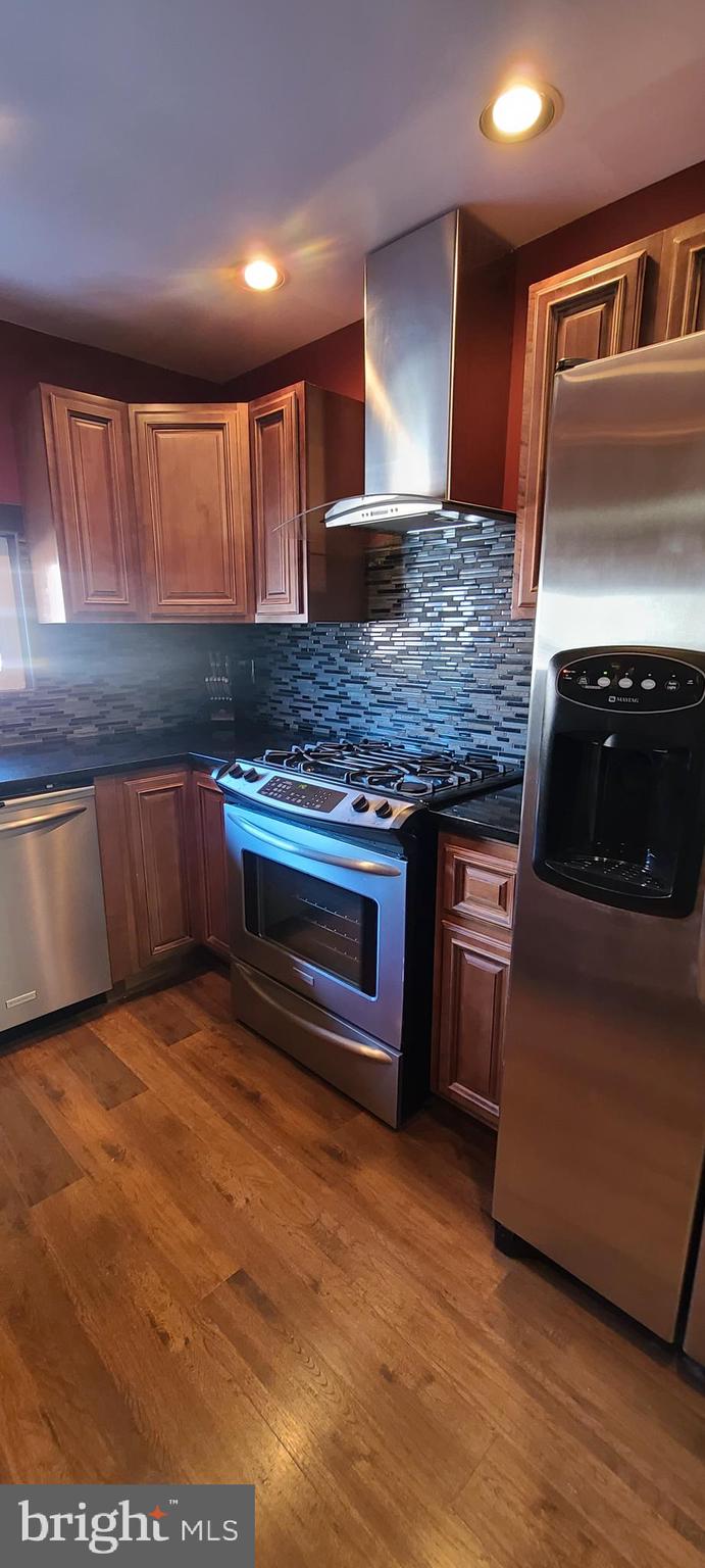 8926 Blue Grass Road Philadelphia, PA 19152 - Photo 5 of 19 Gallery Image 5