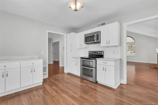 $3,700 | 504 Heritage Hills, Unit B, Somers, NY 10589