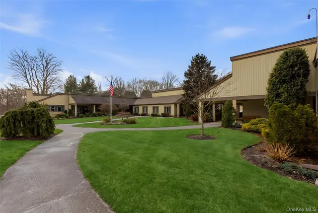 $3,700 | 504 Heritage Hills, Unit B, Somers, NY 10589