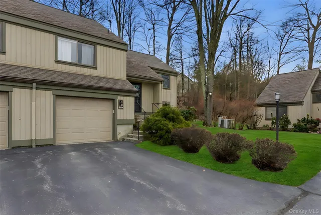 $3,700 | 504 Heritage Hills, Unit B, Somers, NY 10589