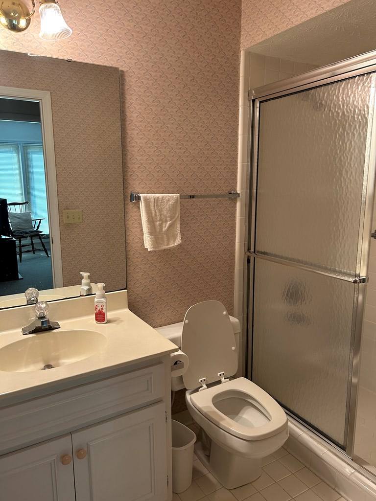 4151 Anglin Road, Unit 22C Columbus, GA 31907 - Photo 14 of 27 a bathroom with a sink toilet and shower