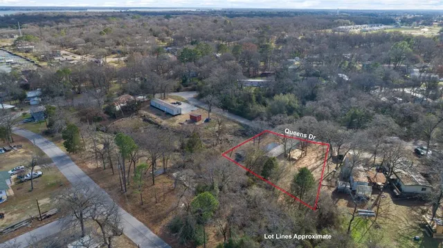 $244,900 | 721 Queens Drive, Tool, TX 75143