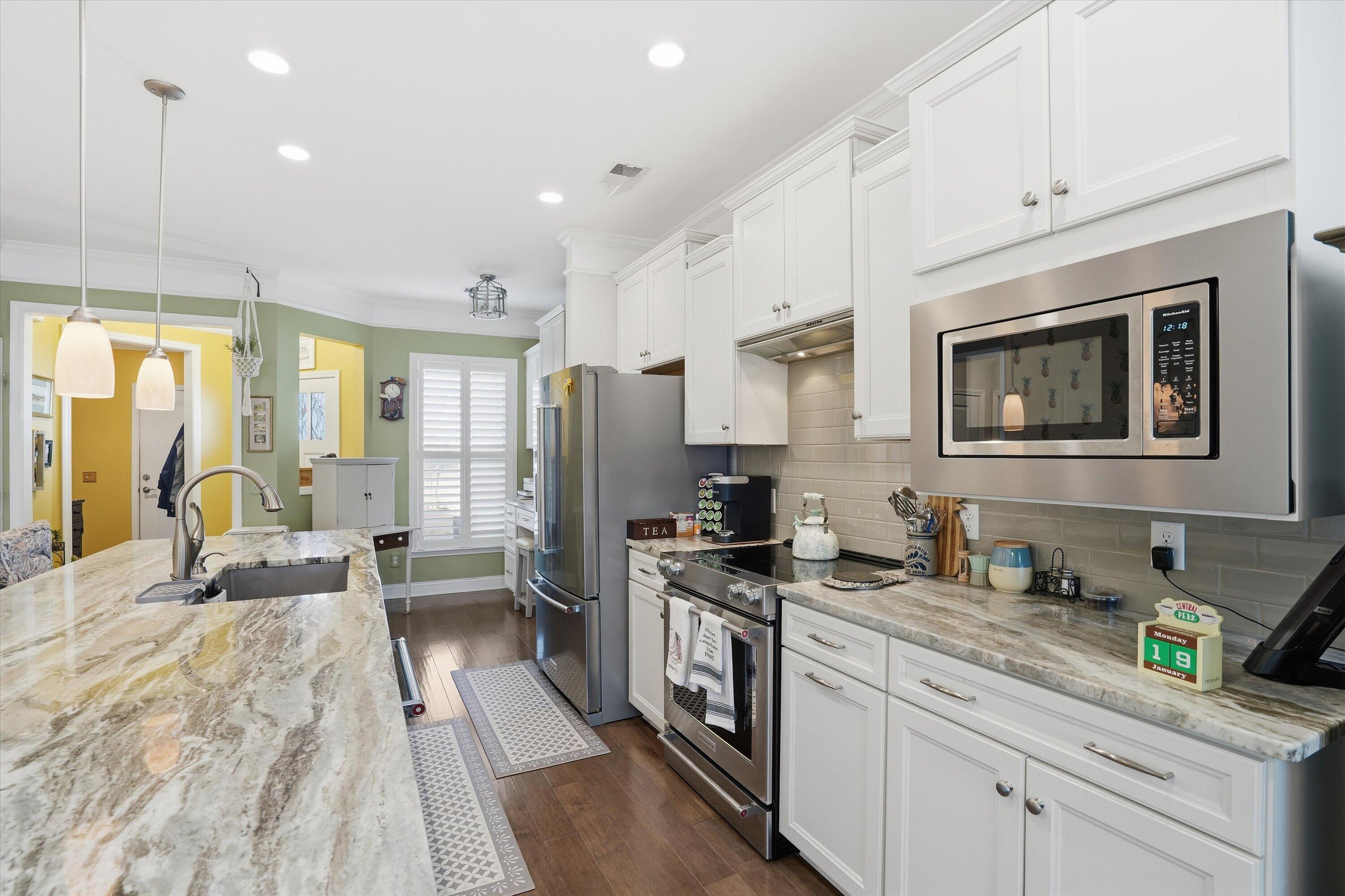 449 Switchgrass Drive Summerville, SC 29486 - Photo 9 of 42 09-010_DSC01172_1