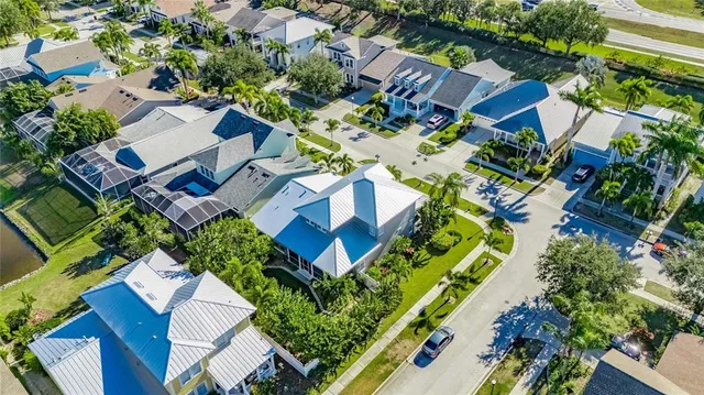 $634,999 | 413 Manns Harbor Drive, Apollo Beach, FL 33572