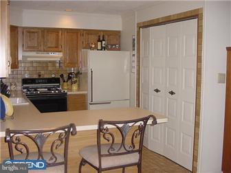140 Laurel Road Evesham, NJ 08053 - Photo 6 of 12 Kitchen