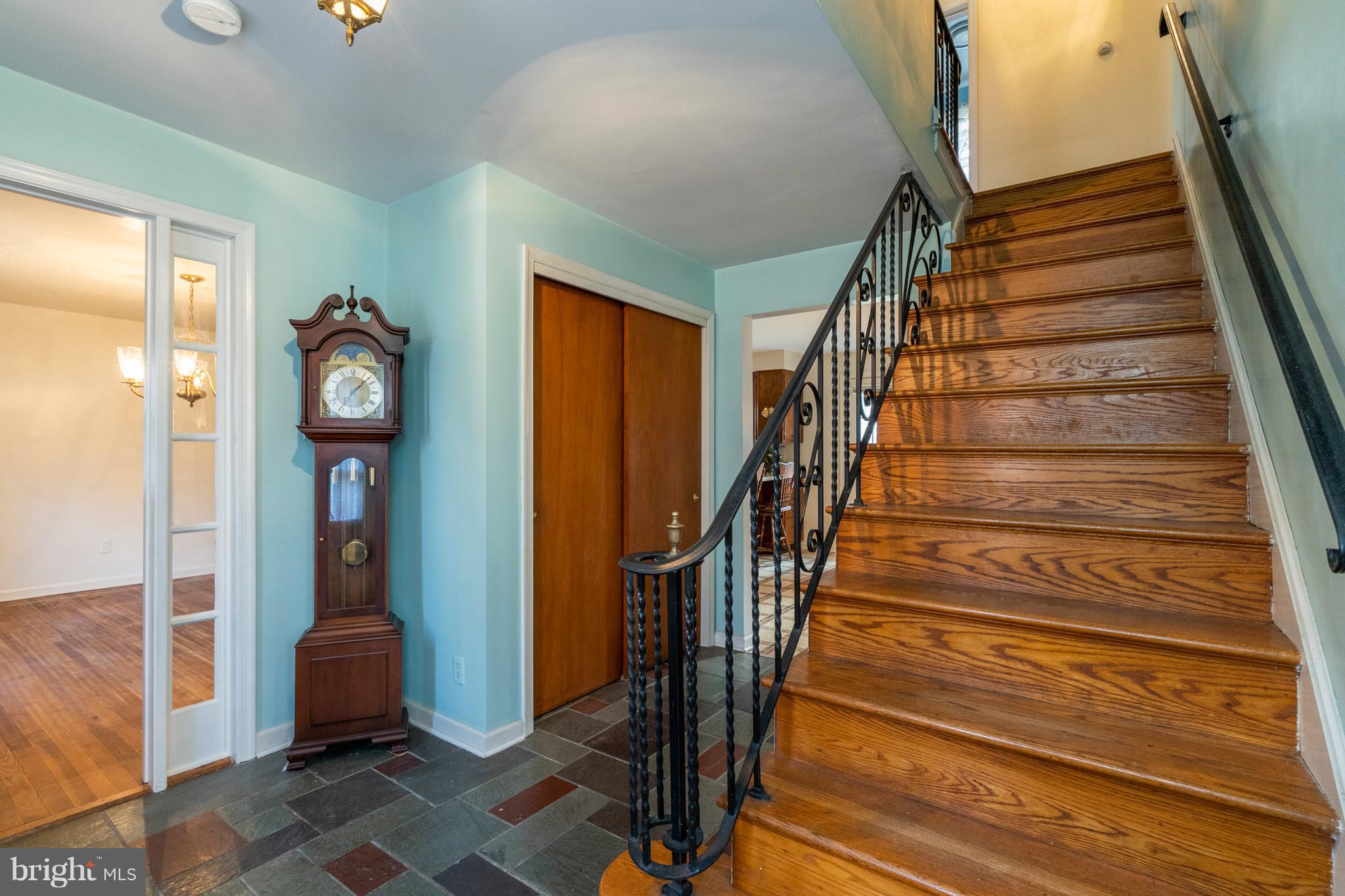 32 Chapel View Road Norristown, PA 19403 - Photo 5 of 34 Gallery Image 5