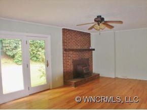 427 Reeves Cove Road Candler, NC 28715 - Photo 9 of 22 Gallery Image 9