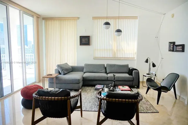 $4,900 | 801 Brickell Key Boulevard, Unit 1901, Miami, FL 33131