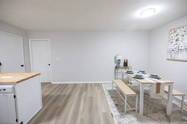 $264,900 | 4001 South Whitney Road, Selma, IN 47383