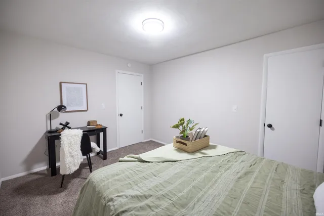 $264,900 | 4001 South Whitney Road, Selma, IN 47383