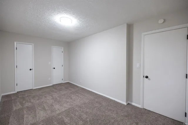 $264,900 | 4001 South Whitney Road, Selma, IN 47383