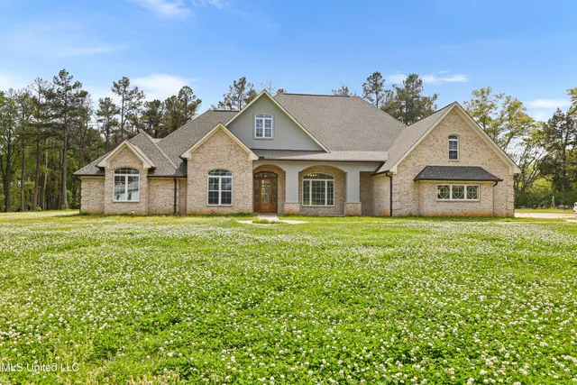 $610,000 | 744 Georgetown Street, Hazlehurst, MS 39083