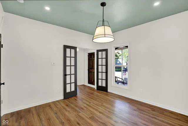 $2,500 | 6543 Ferguson Street, Indianapolis, IN 46220